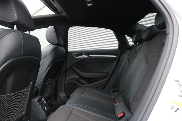 Audi A3 Limousine 35 TFSI S-Line (54.567Km Orig NL! NAP! Panoramadak Sportleder Navi Full-Led 19InchLMV Pdc V+A PrivacyGlass)