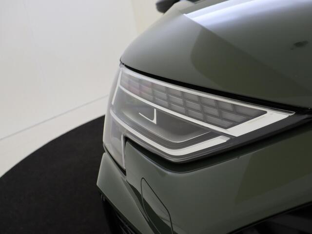 Audi A3 Limousine 35 TFSI S-tronic S edition | Panoramadak | Carbon pakket | Verwarmbare voorstoelen | Optiekpakket zwart PLUS | 19 inch LM velgen