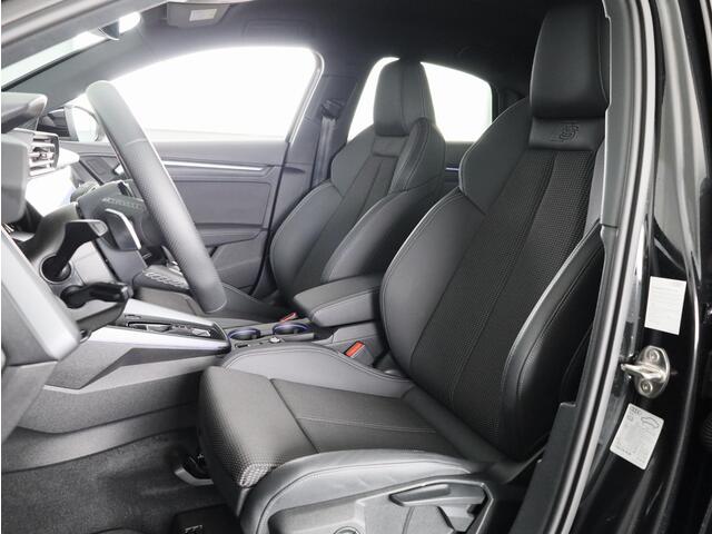 Audi A3 Limousine 30 TFSI S edition 116 pk S-tronic | 2x S-line| Navigatie | Parkeersensoren (Park assist) | Autom. airco (3 zones) | Stoelverwarming | S-Line |