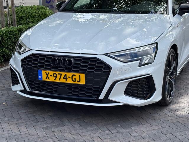 Audi A3 Limousine 35 Tfsi 150pk S-tronic, S-Line Pano, LED, Virtual, ACC, BenO