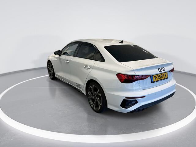 Audi A3 Limousine 30 TFSI 110pk S-tronic Edition One · S Line · Apple/Android Car Play · Navigatie · Afneembare Trekhaak · P-Sensoren · 18'' Inch · Garantie t/m 13-03-2028 of 100.000km