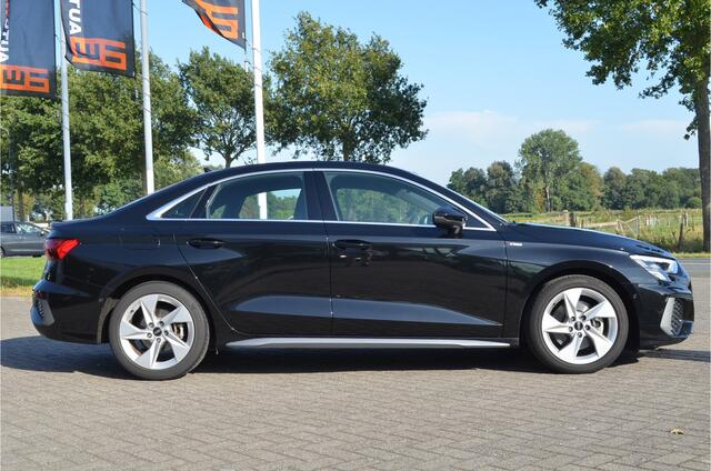 Audi A3 Limousine 35 TFSI 3x S-Line Virtual cockpit | Afgevlakt stuur | Carplay | a.Camera | DAB | LED koplampen