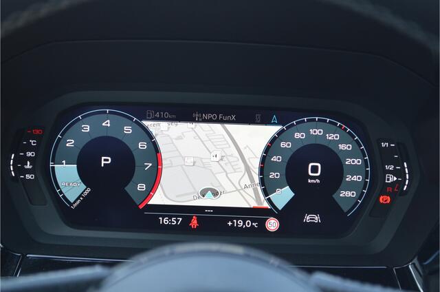 Audi A3 Limousine 35 TFSI 3x S-Line Virtual cockpit | Afgevlakt stuur | Carplay | a.Camera | DAB | LED koplampen