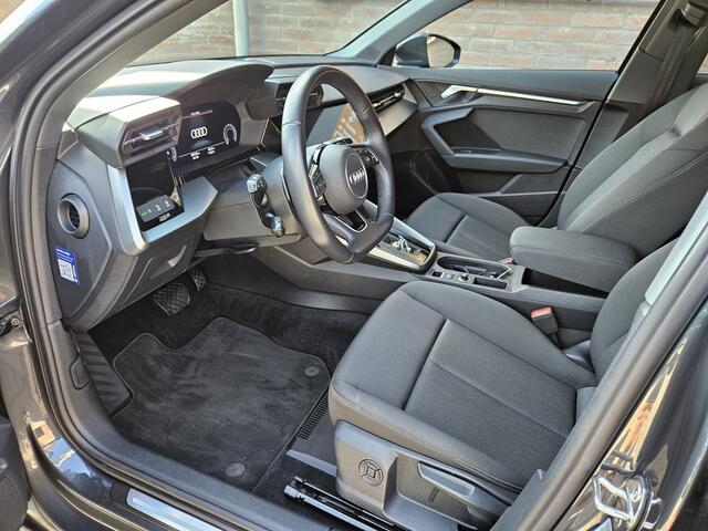 Audi A3 Limousine 30 TFSI S edition