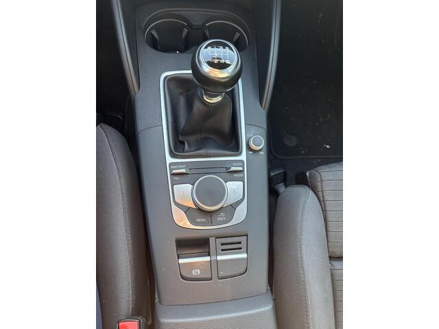 Audi A3 Limousine 1.0 TFSI Sport