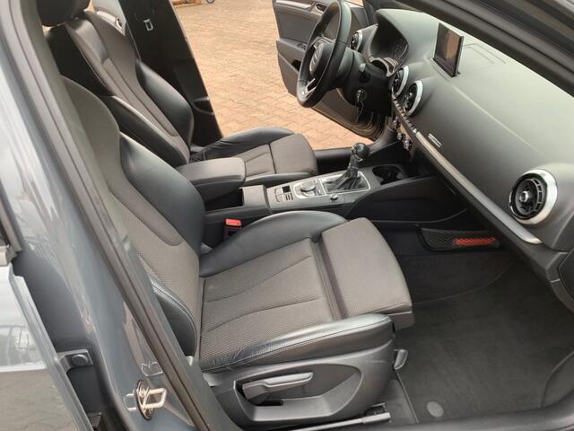 Audi A3 A3 SPORTBACK 30 TFSI SPORT S LINE EDITION