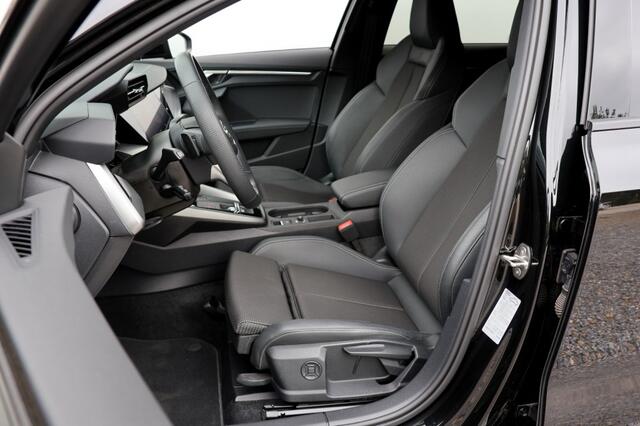 Audi A3 Sportback 35 TFSI S Edition - 150 pk **Camera / Full Led