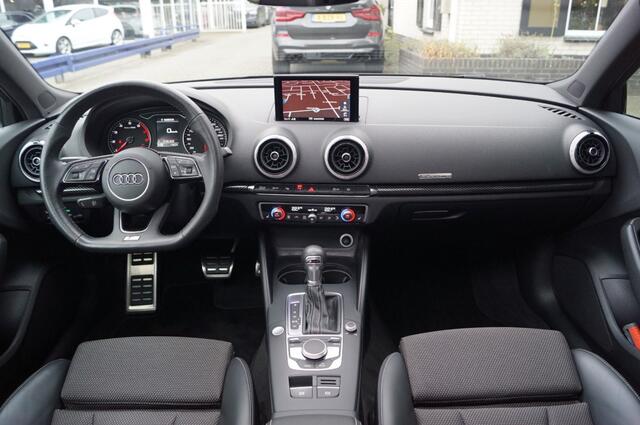 Audi A3 Sportback S-line 2.0 TFSI Quattro (190pk) Panodak/Navi/Camera/19 inch