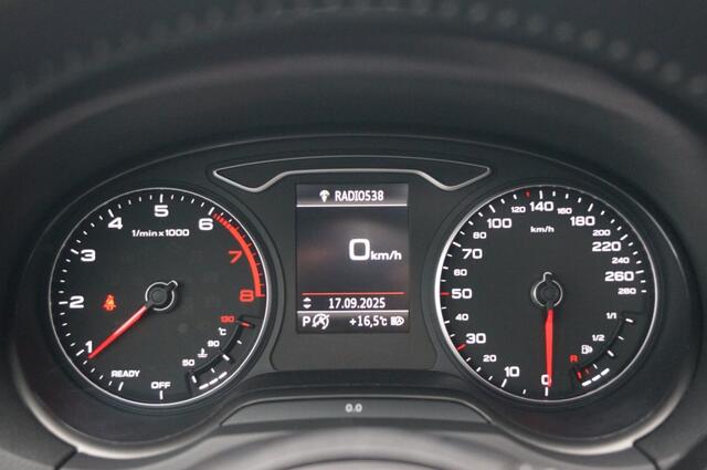 Audi A3 Sportback S-line 2.0 TFSI Quattro (190pk) Panodak/Navi/Camera/19 inch