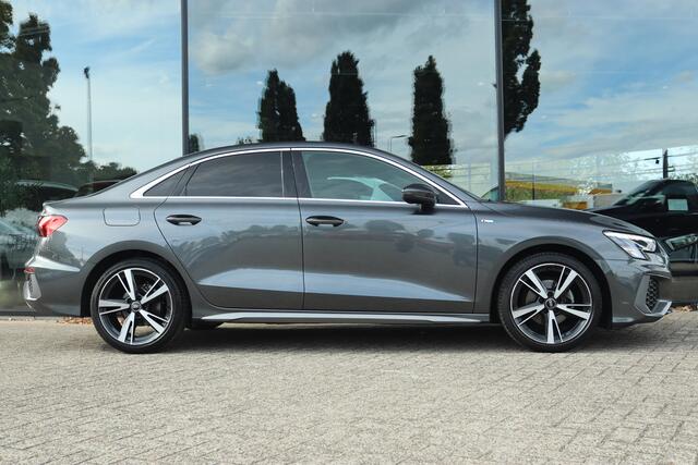 Audi A3 LIMOUSINE 30 TFSI S EDITION AUT. | 3X S-LINE | VIRT. COCKPIT | LED | LEDER | STOELVERW. | CARPLAY