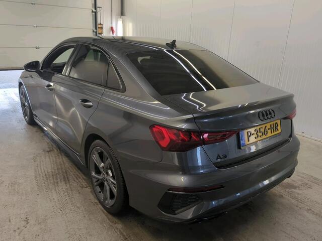Audi A3 Limousine 30 TFSI S edition | Navi | Virtual | Stoel Verwarming |