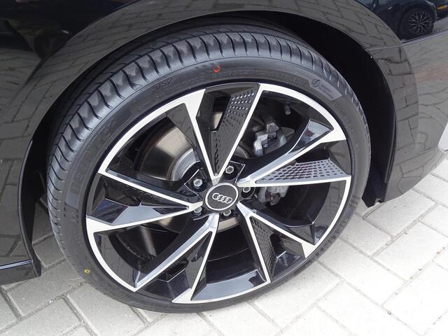 Audi A3 Limousine 35 TFSI S line edition Automaat, F1-Flippers, Sport Interieur, Key-Less, Navigatie, Multimedia, Airco/ECC, CruiseControl, Parkeersensoren, LM-velgen, Led