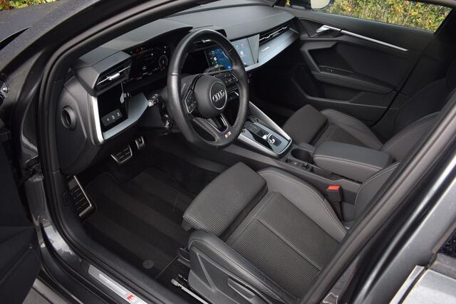Audi A3 Limousine 35 TFSI 150pk S-tronic S-line | ACC | Carplay | Sfeer | LED | 19"