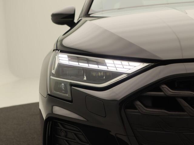 Audi A3 Limousine | 30 TFSI | S edition | | 18 inch velgen | Privacyglas | Sonos 3d | Zwart optiek |