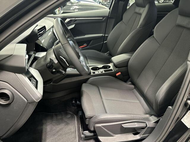 Audi A3 Limousine 30 TFSI 115pk S-tronic S edition · Apple/Android Car Play · Camera · Navigatie · Parkeer Assistent · P-Sensoren · 17'' Inch · Garantie t/m 19-12-2028 of 100.000km