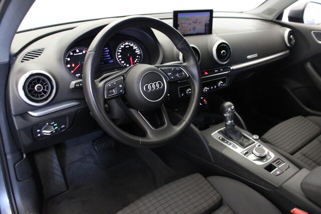 Audi A3 Limousine 1.5 TFSI CoD Sport S Line Edition |Navi|Stoelverwarming|
