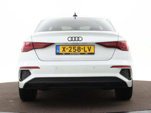 Audi A3 Limousine 30 TFSI 110pk S-tronic Edition One · S Line · Apple/Android Car Play · Navigatie · Afneembare Trekhaak · P-Sensoren · 18'' Inch · Garantie t/m 13-03-2028 of 100.000km