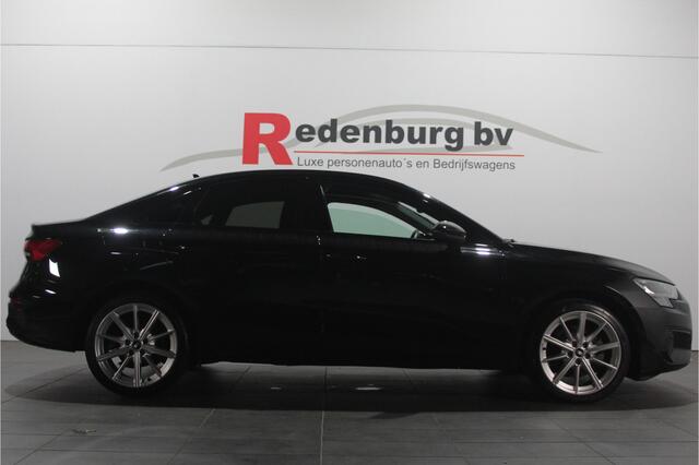 Audi A3 Limousine 35 TFSI - Automaat - Carplay / Lane assist / Stoelverw.
