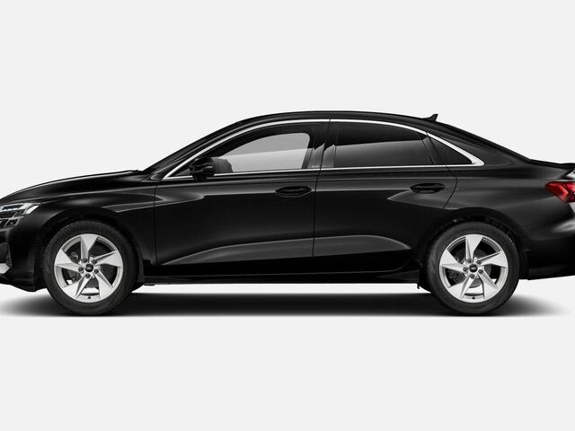 Audi A3 Limousine 30 TFSI Advanced edition 116 PK · Assis.pak Driving+Parking plus · Privacyglas · 3-spaaks sport mf+ afgevl padd