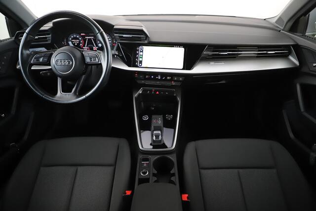 Audi A3 Limousine 30 TFSI Pro Line Automaat Black Edition Navigatie Carplay Android Climate Cruise Control Parkeersensor LED Rijstrooksensor 18 inch RS Look Velgen All-season banden!