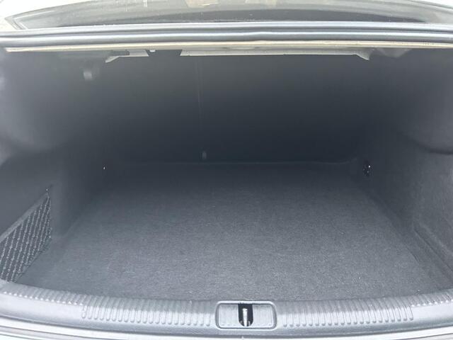 Audi A3 Limousine 30 TFSI Advance Sport S-Line