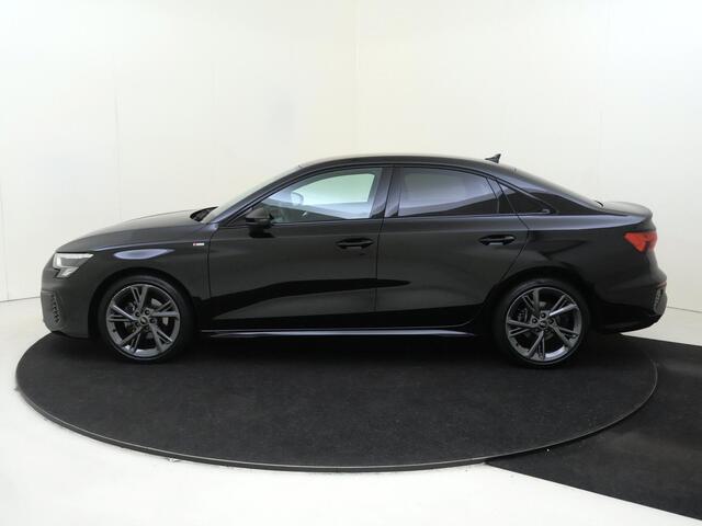 Audi A3 Limousine 35 TFSI S edition | Bang & Olufsen | Parkeersensoren achter | Audi virtual cockpit plus | Cruise control | CarPlay | Navigatie Plus |