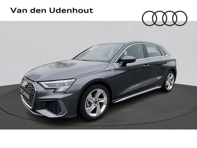 Audi A3 SPORTBACK 30 TFSI S edition / Navigatie / Parkeersensoren / LED