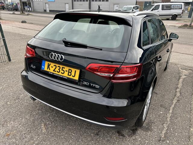 Audi A3 SPORTBACK 30 TFSI Advance Sport