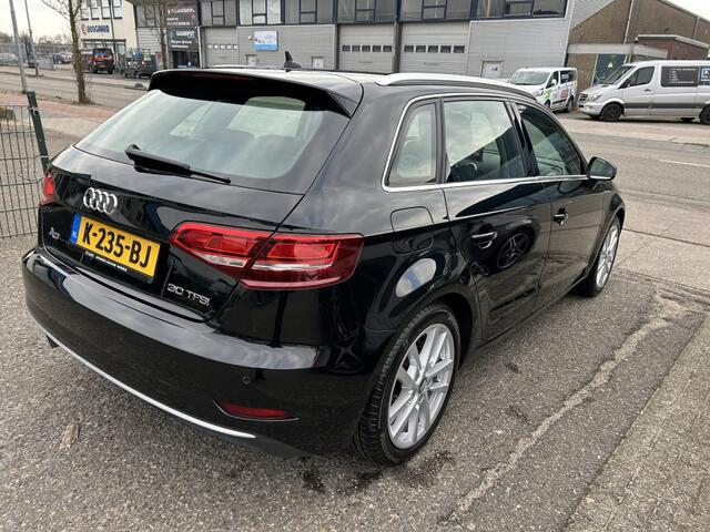 Audi A3 SPORTBACK 30 TFSI Advance Sport