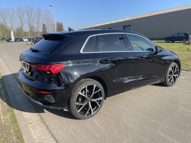 Audi A3 SPORTBACK 30 TFSI 110pk Advanced edition S-Tronic / Navigatie / Parkeersensoren