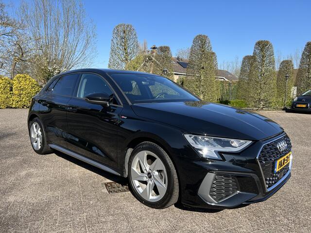 Audi A3 SPORTBACK S-Line Apple Carplay,Cruise control