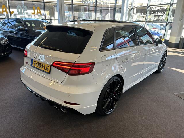 Audi A3 SPORTBACK 2.0 TFSI S3 quattro Pro Line Plus | Panoramadak | RS Kuipstoelen | Adaptief onderstel | Digital dashboard | Bang&Olufsen | Achteruitrijcamera | Climate control | Cruise control | Stoelverwarming | Apple carplay