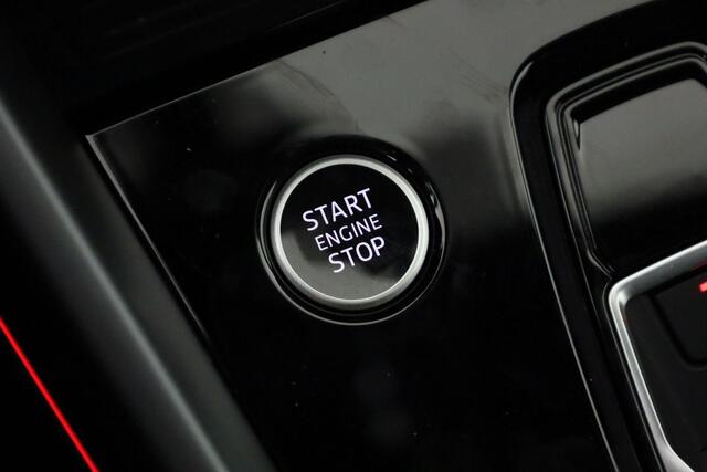 Audi A3 SPORTBACK S edition 40 TFSI e Optiekpakket zwart plus | Warmtewerend glas donker tint | Lichtpakket pro ambient light