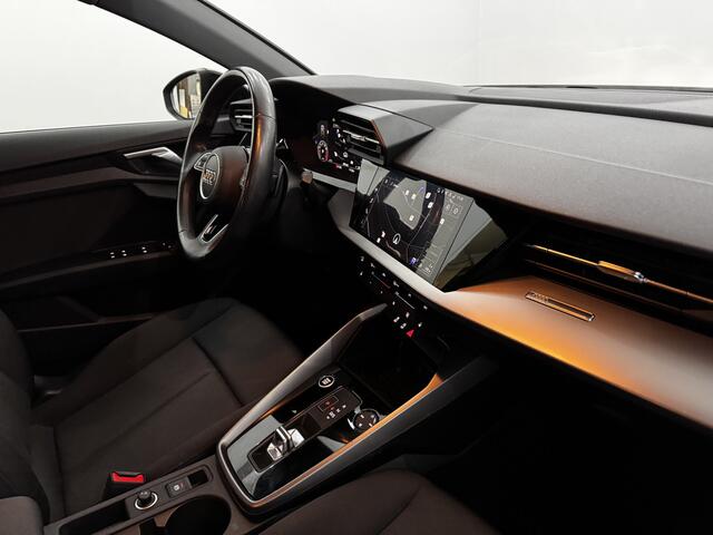 Audi A3 SPORTBACK 30 TFSI S-line Airco, Navi, Parkeersensoren, Virtual desk, Cruise control, Stoelverwarming, A start stop