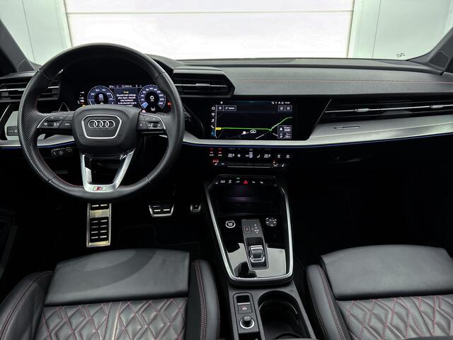 Audi A3 SPORTBACK 45 TFSI e S edition Competition RS stoelen leder, 3x S-Line, Matrix, 360Camera
