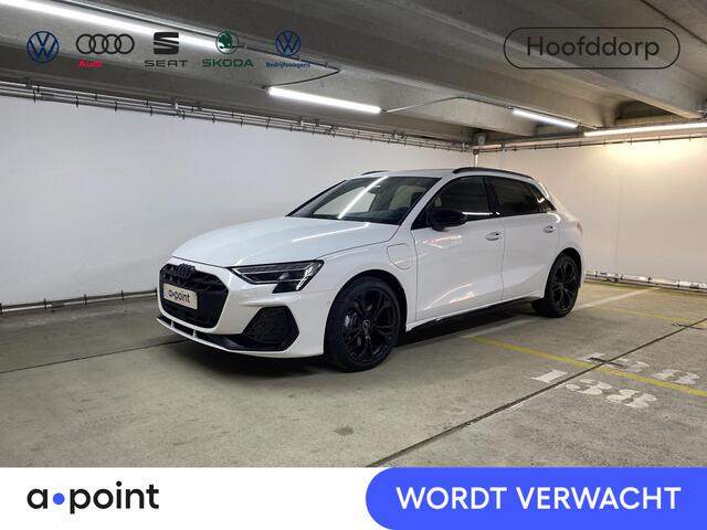Audi A3 SPORTBACK 40 TFSI e S edition 204 pk S-tronic | Verlengde garantie | Navigatie | Parkeersensoren (Park assist) | Matrix LED koplampen | Elektr. bestuurdersstoel | S-Line |