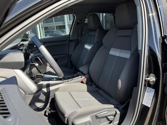 Audi A3 SPORTBACK 45 TFSI e S edition Competition / Applecarplay/AndroidAuto / Digital Cockpit / Plug In Hybrid /