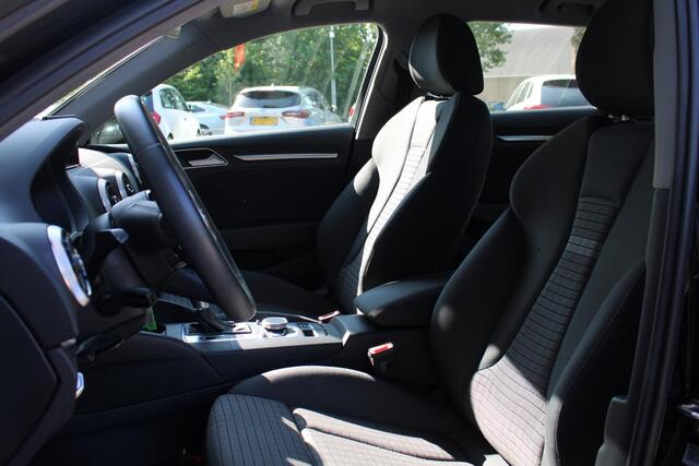 Audi A3 SPORTBACK 35 TFSI CoD Advance | CruiseControl | Automaat |Climate Control |Parkeersensoren| Navigatie | AppleCarplay/AndroidAuto | LED