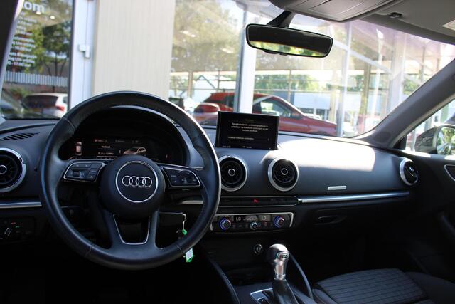 Audi A3 SPORTBACK 35 TFSI CoD Advance | CruiseControl | Automaat |Climate Control |Parkeersensoren| Navigatie | AppleCarplay/AndroidAuto | LED