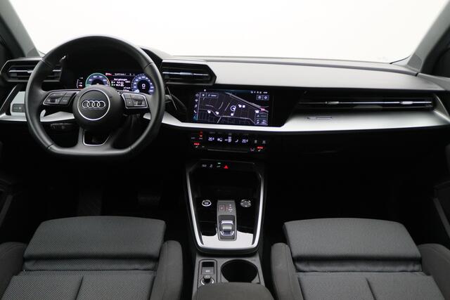 Audi A3 SPORTBACK 45 TFSI e S edition Competition Virtual Cockpit, Standkachel, Cruise, Navigatie, Bluetooth, Climate, PDC, 19''