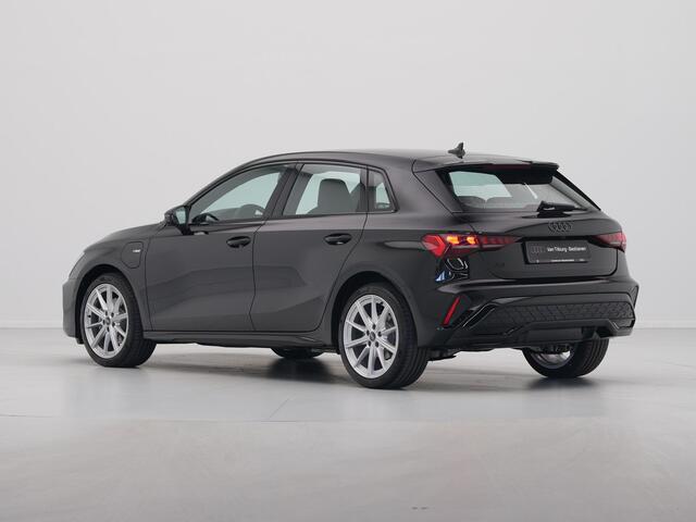 Audi A3 SPORTBACK 40 TFSI e S edition Comforpakket plus ACC Achteruitrijcamera Stoelverwarming