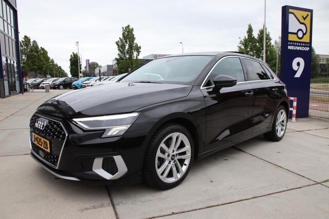 Audi A3 SPORTBACK 30 TFSI Business edition Pano, Viritueel, Clima, Nl auto Zomer aanbieding!
