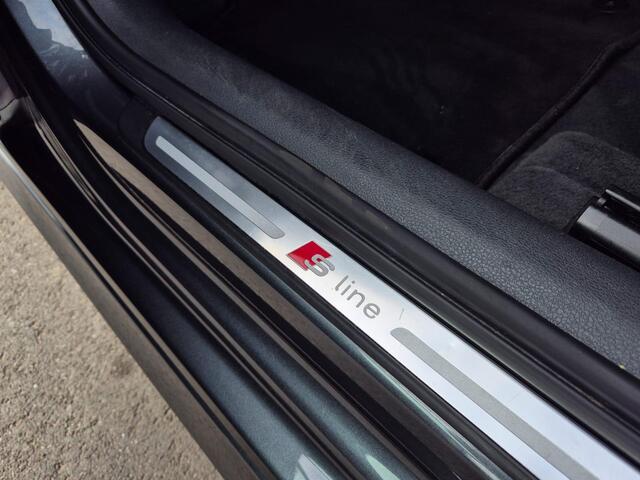 Audi A3 SPORTBACK 1.4 TFSI CoD S-Line | Bi-Xenon | Navi | 18'' | Automaat