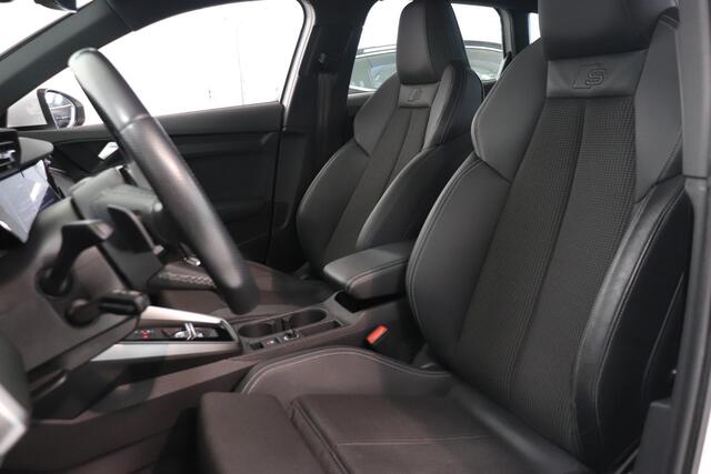 Audi A3 SPORTBACK 40 TFSI e Edition 205 Pk. | Camera | B & O premium audio | Navigatie | Matrix LED | AppleCarplay AndroidAuto |
