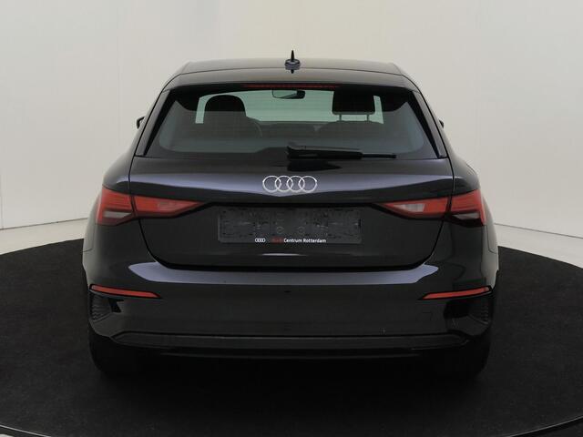 Audi A3 SPORTBACK 30 TFSI Pro Line | Keyless | Parkeerassistent | Parkeersensoren | CarPlay | Stoelverwarming | Navigatie plus |