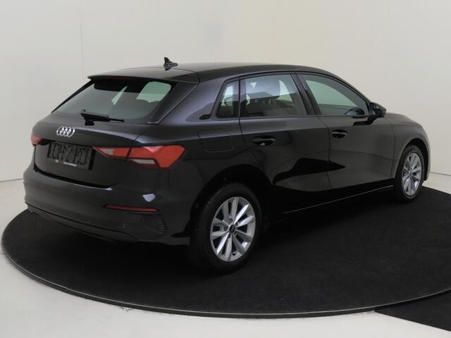 Audi A3 SPORTBACK 30 TFSI Pro Line | Keyless | Parkeerassistent | Parkeersensoren | CarPlay | Stoelverwarming | Navigatie plus |