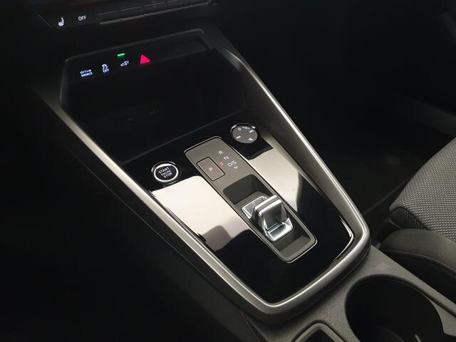 Audi A3 SPORTBACK 40 TFSI e 204pk S-Line S-Tronic ACC, App connect, Virtual cockpit