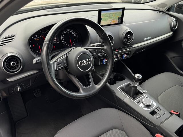 Audi A3 SPORTBACK 1.0 TFSI Pro Line | Navigatie