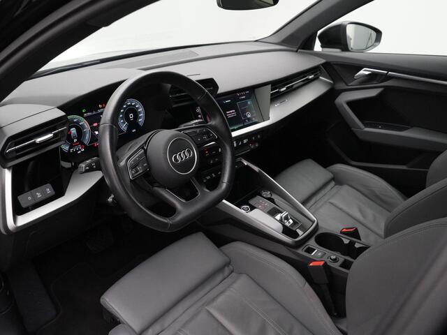 Audi A3 SPORTBACK 45 TFSI e 245 pk S-tronic S edition / S-Line | Panoramadak | Leder | Stoelverwarming | Navigatie | Parkeersensoren voor/achter