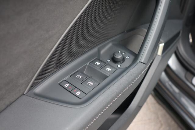 Audi A3 SPORTBACK 35 TFSI S edition Pano, Matrix, ACC,